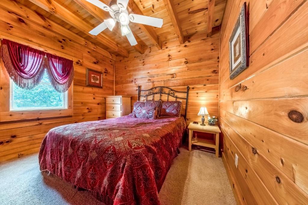 Papaw's Bear Den image 15