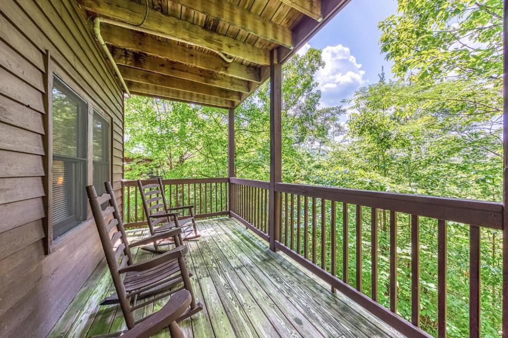 Papaw's Bear Den image 18